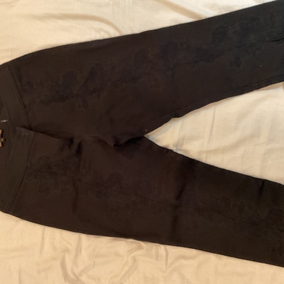 Black dress pants size 10 - Picture 2 of 7